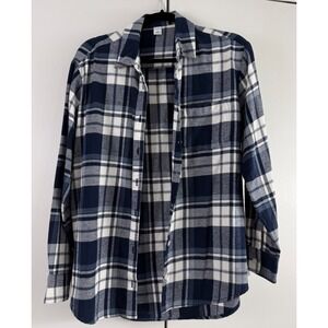 Old Navy Navy Plaid Boyfriend Flannel Shirt Womens Size S Long Sleeve Cotton